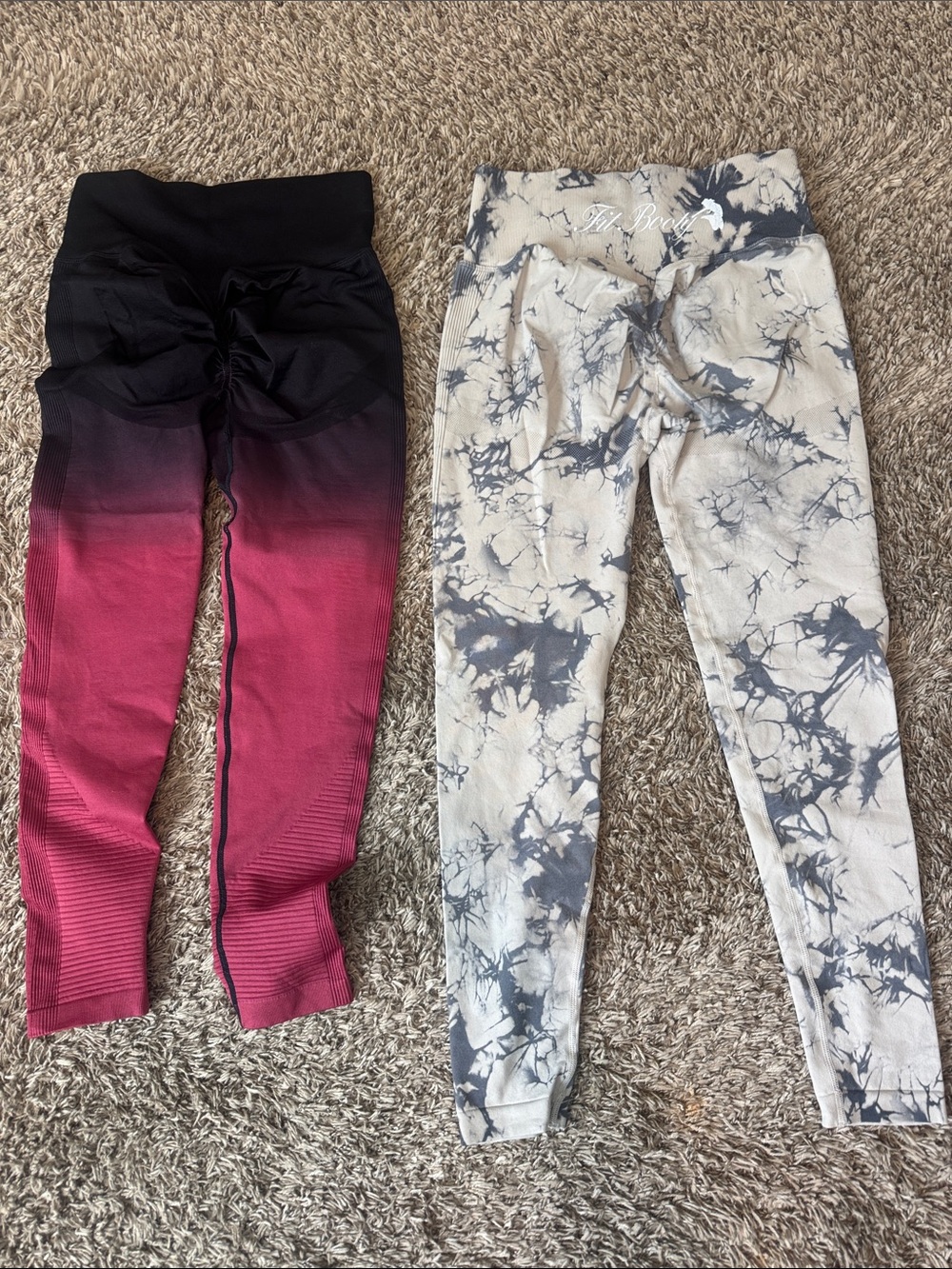 Tie-Dye High-Waist Leggings - Black & Pink